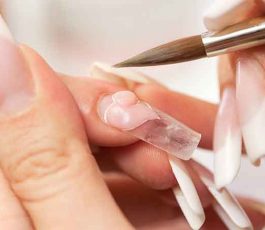 The advantages of acrygel false nails